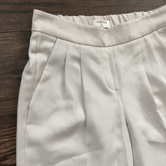 Aritzia // Babaton Cohen Classic Tapered Pant - Picture 4 of 8